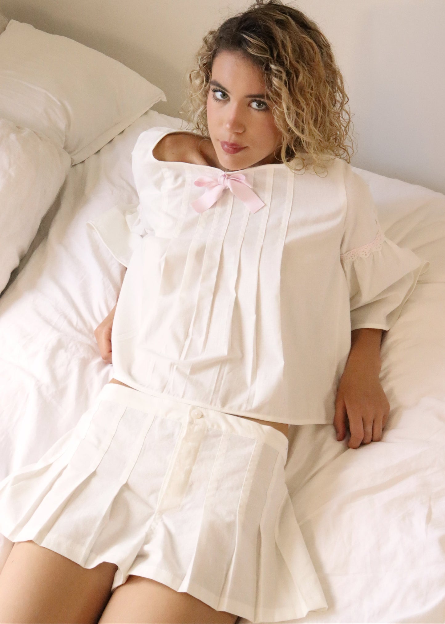Low-Rise Pleated Cotton Shorts